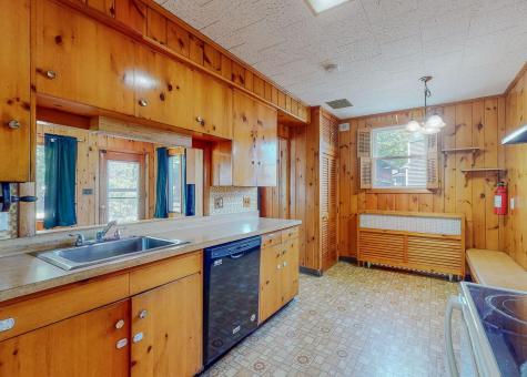 223 Lake Street Auburn ME 04210