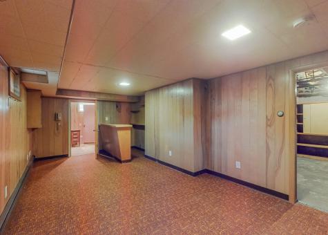 223 Lake Street Auburn ME 04210