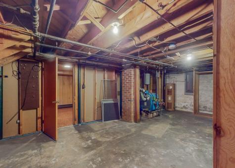 223 Lake Street Auburn ME 04210