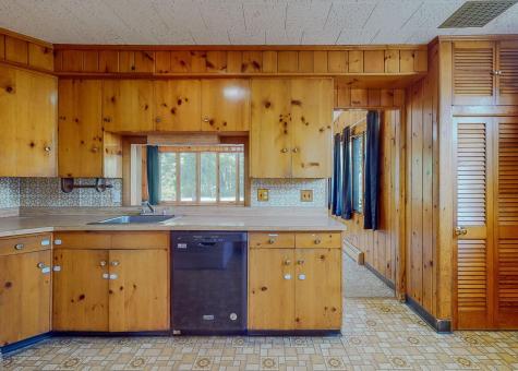 223 Lake Street Auburn ME 04210