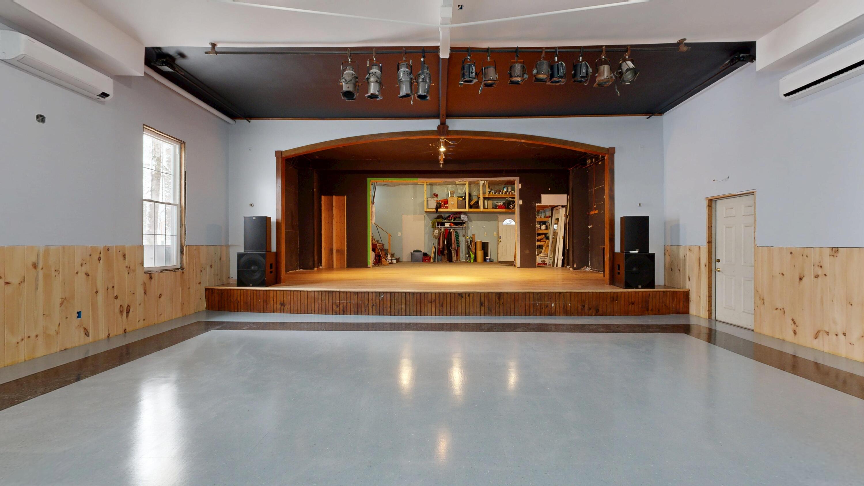 17 Turner Street Buckfield ME 04220