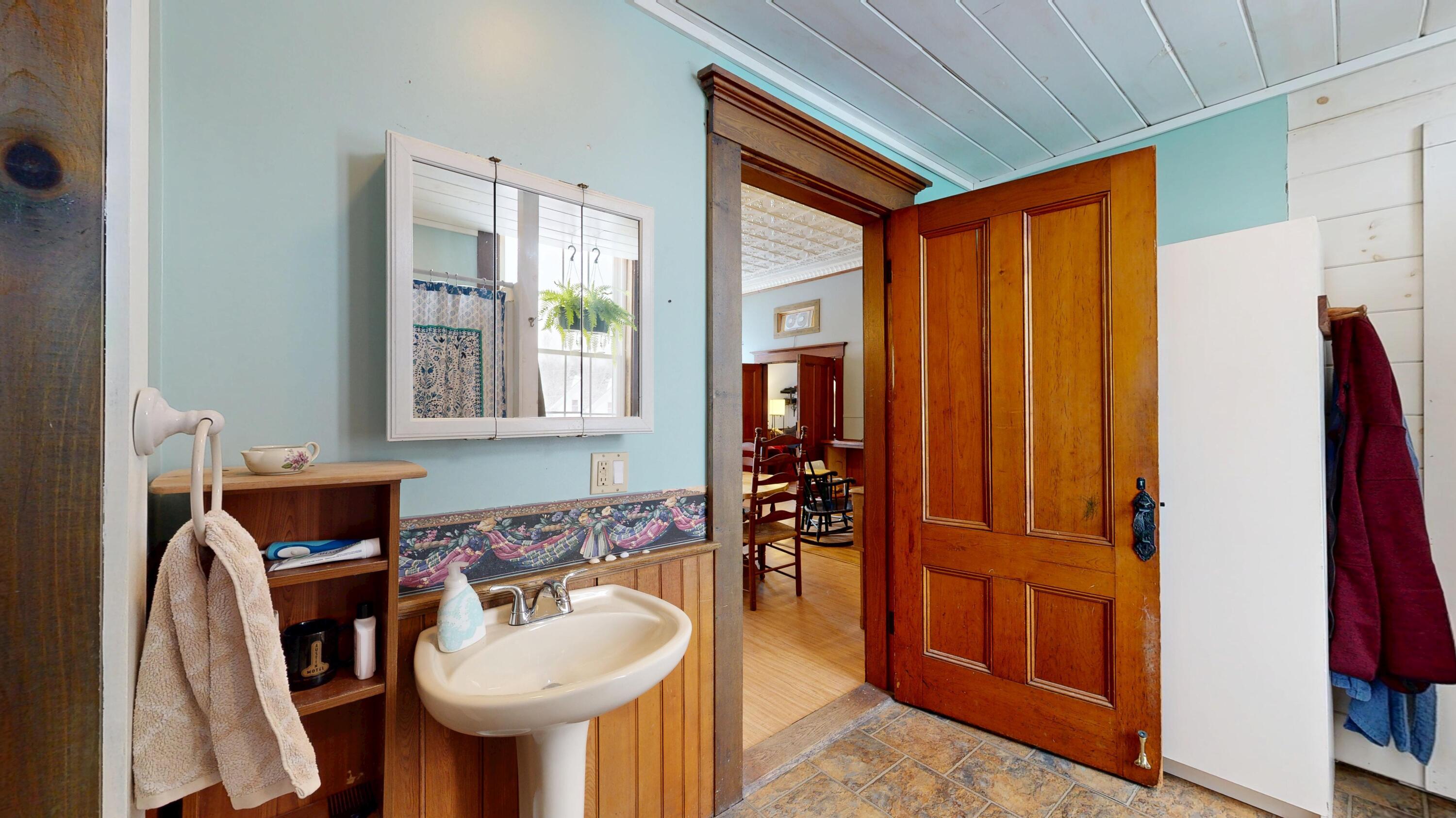 17 Turner Street Buckfield ME 04220