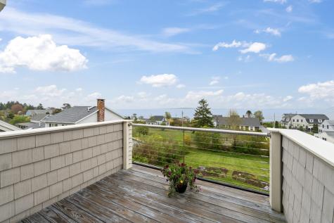 27 Oceanside Road Harpswell ME 04079