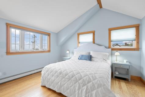 27 Oceanside Road Harpswell ME 04079