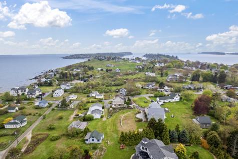 27 Oceanside Road Harpswell ME 04079