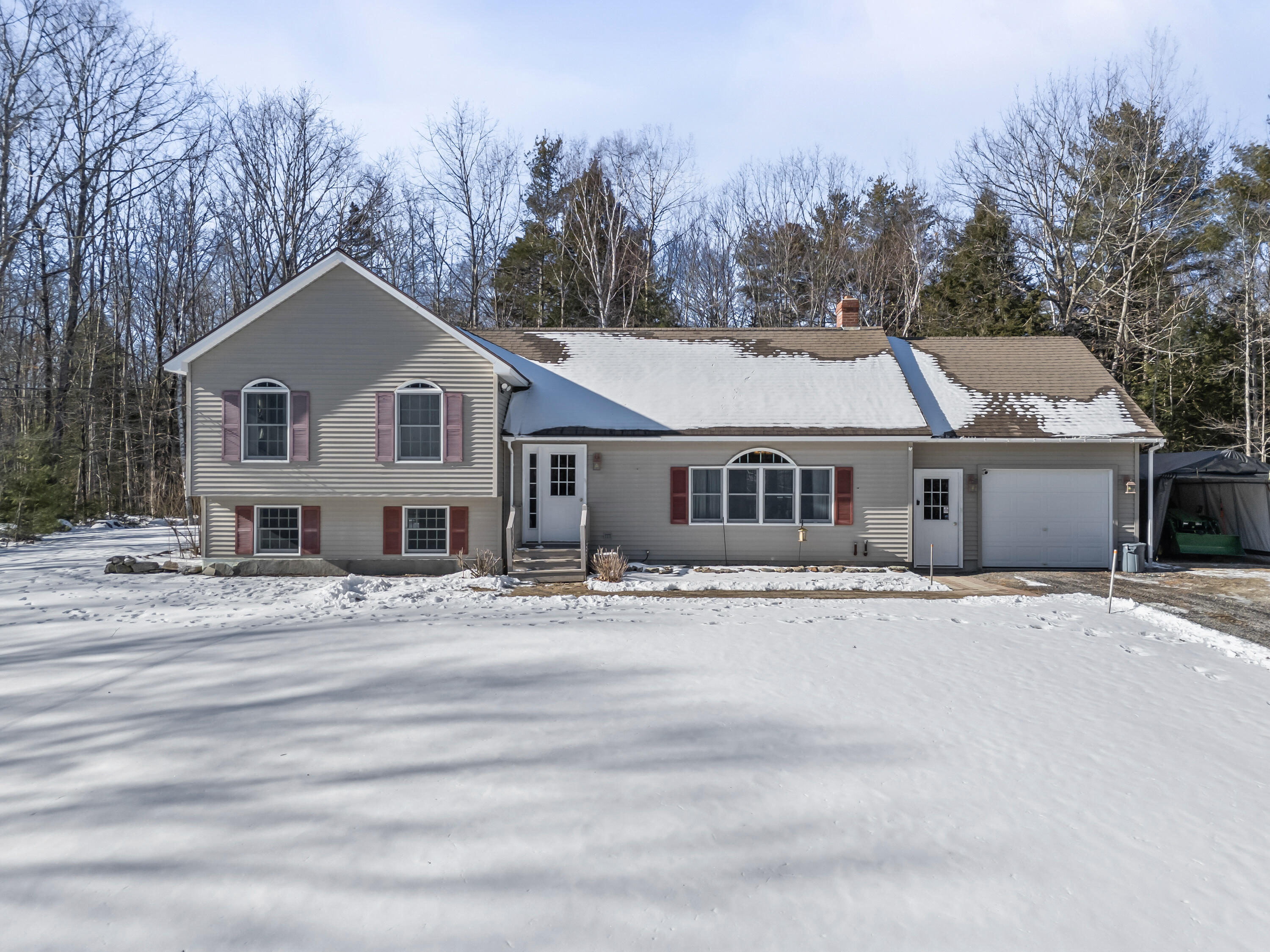 383 Jewett Road Pittston ME 04345