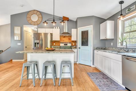 53 Jessica Way Poland ME 04274