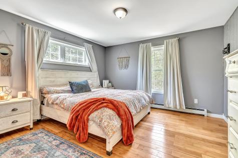 53 Jessica Way Poland ME 04274