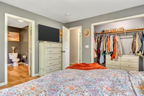 53 Jessica Way Poland ME 04274