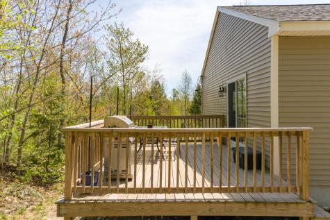 53 Jessica Way Poland ME 04274