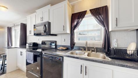 61 Oxbow Drive Lewiston ME 04240