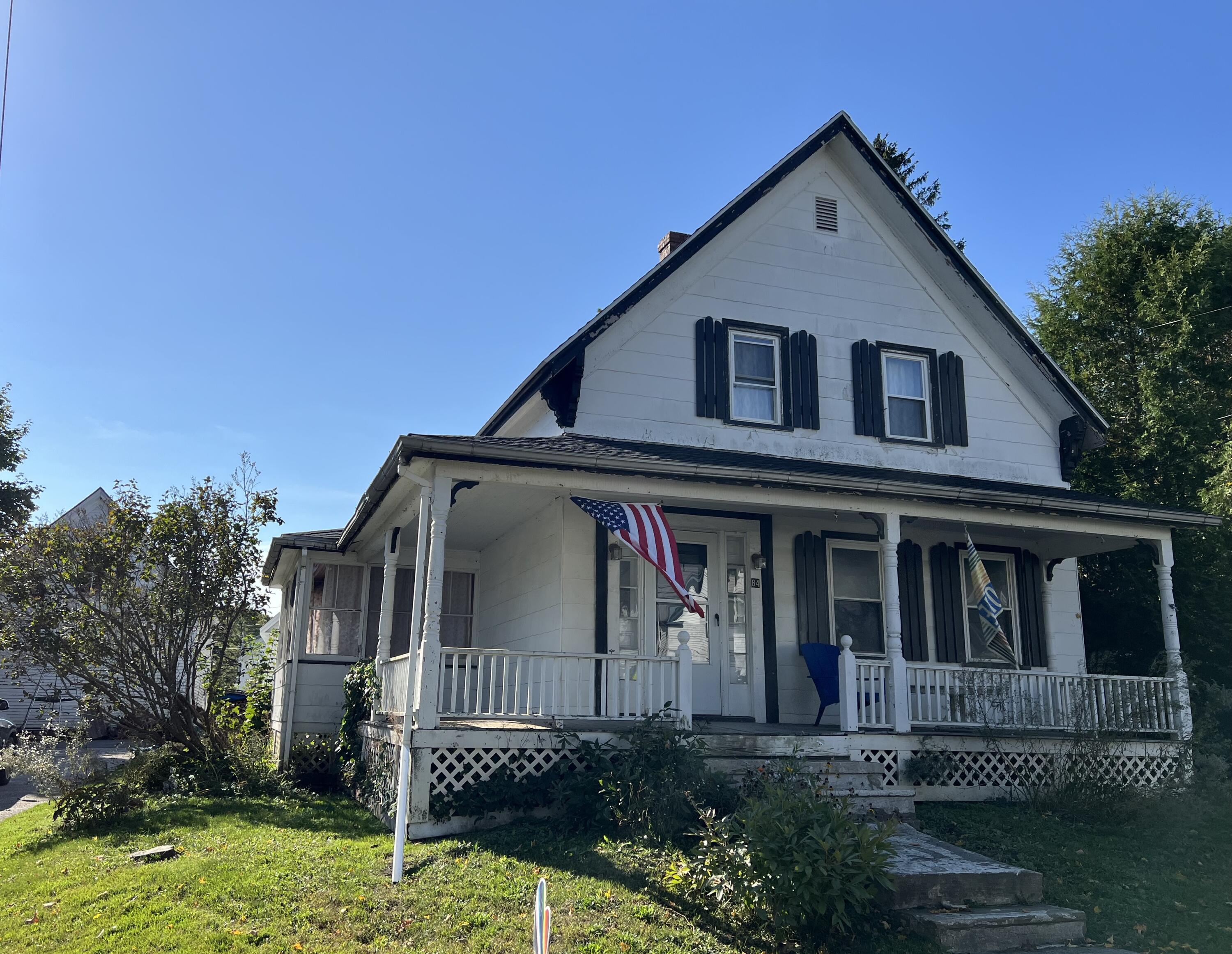 84 Pleasant Street Rockland ME 04841