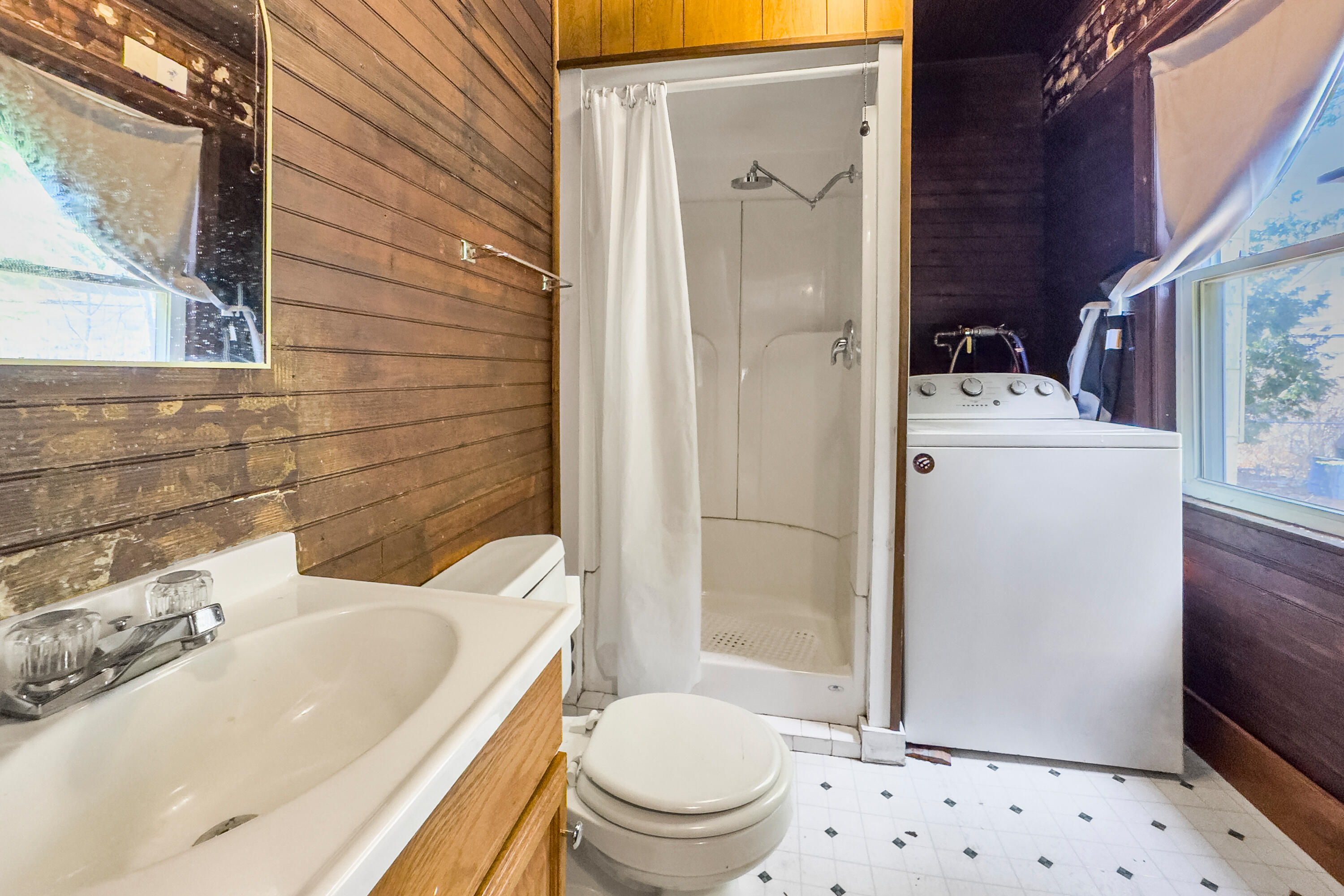 84 Pleasant Street Rockland ME 04841