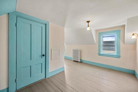 84 Pleasant Street Rockland ME 04841