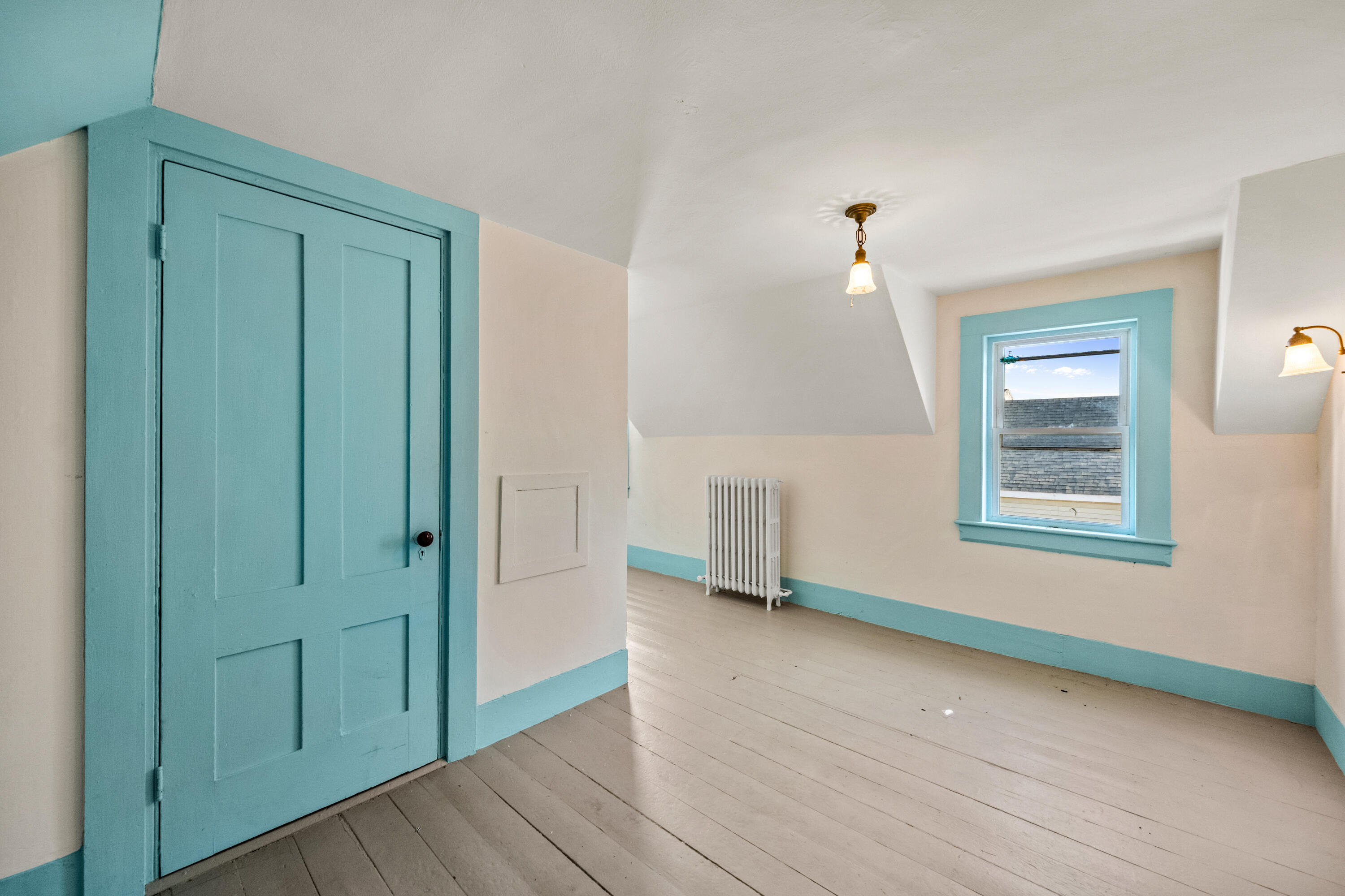 84 Pleasant Street Rockland ME 04841