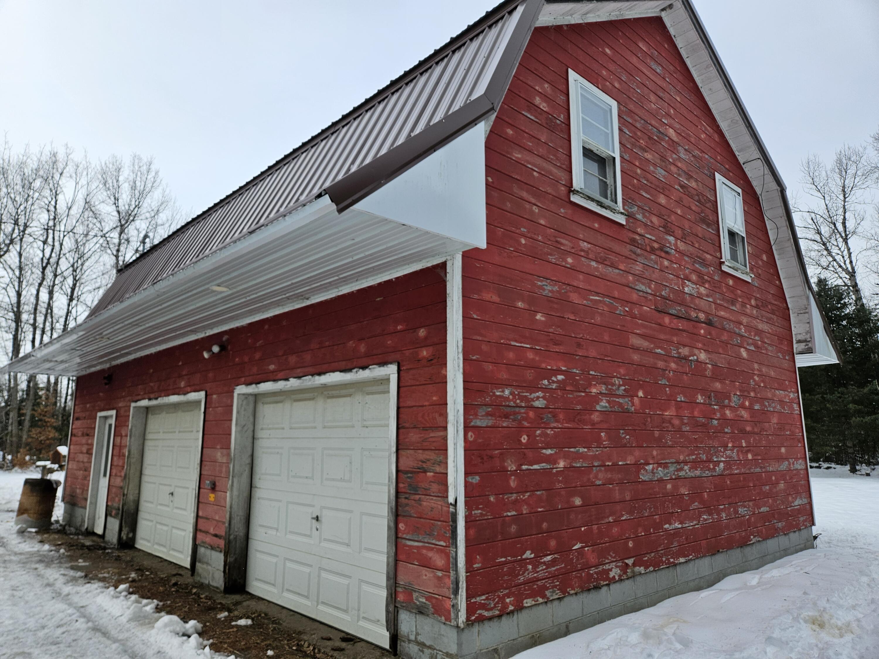 76 Rutland Road Newport ME 04953