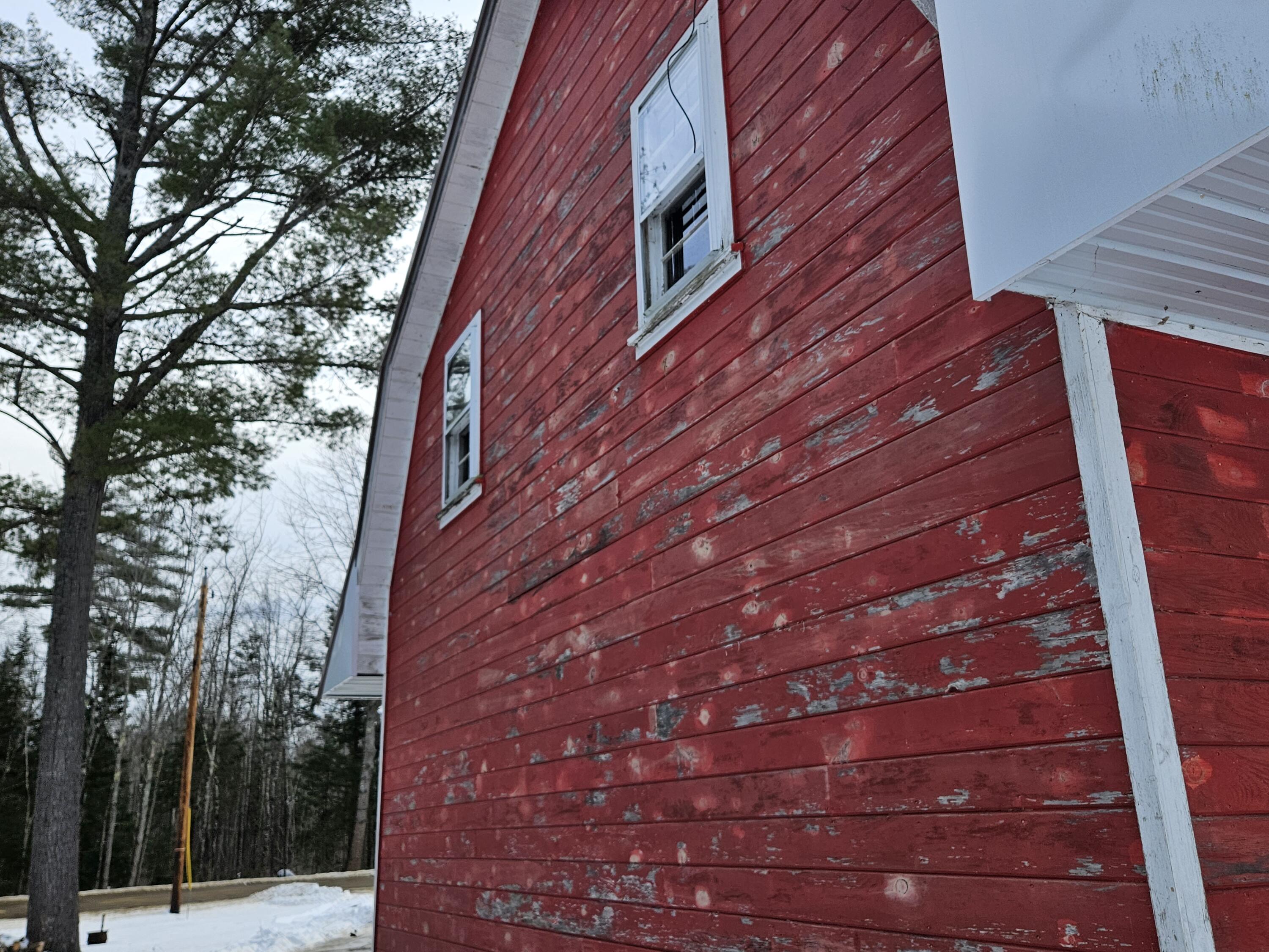 76 Rutland Road Newport ME 04953