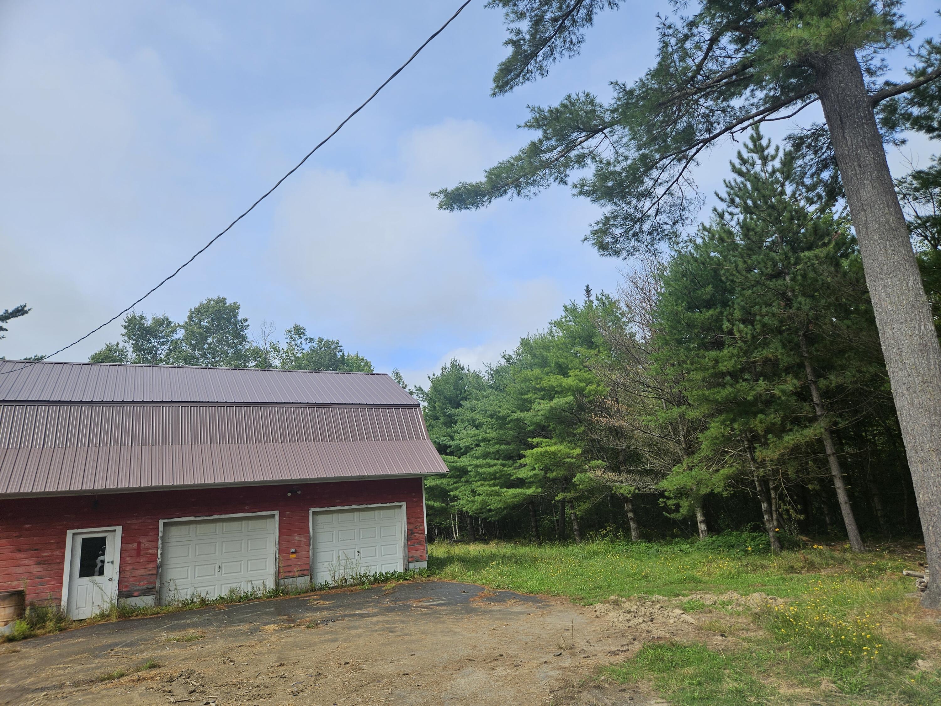 76 Rutland Road Newport ME 04953