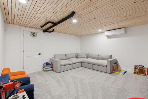 1 Amari Court Saco ME 04072