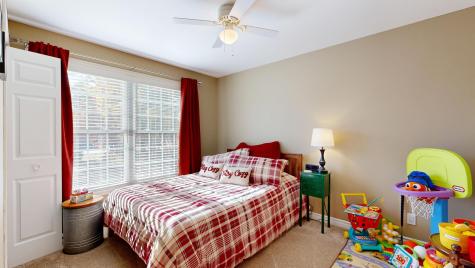 18 Larrabee Road Lewiston ME 04240