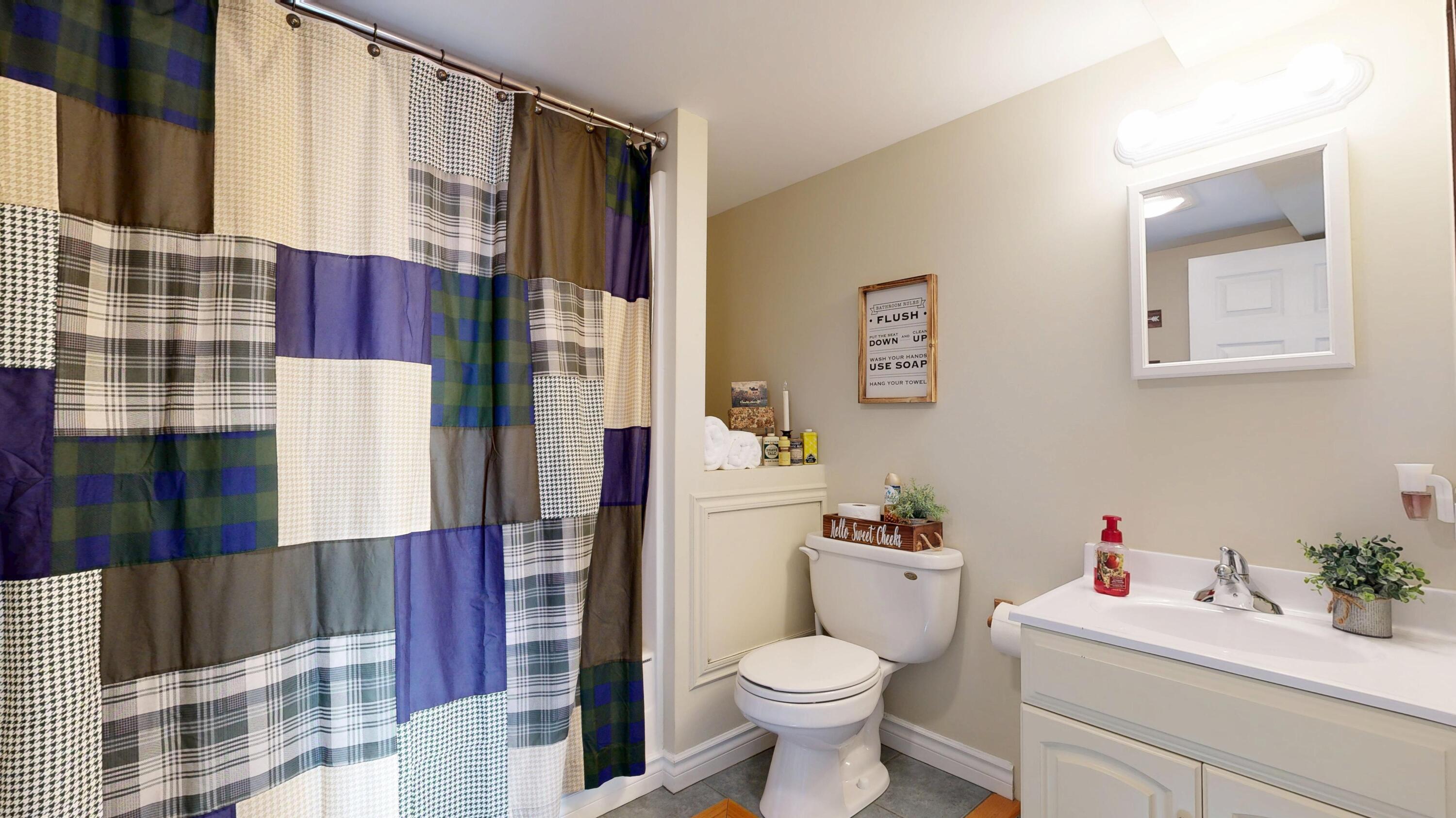 18 Larrabee Road Lewiston ME 04240