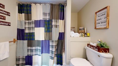 18 Larrabee Road Lewiston ME 04240