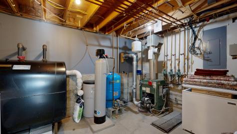 18 Larrabee Road Lewiston ME 04240