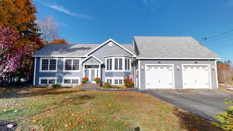 18 Larrabee Road Lewiston ME 04240