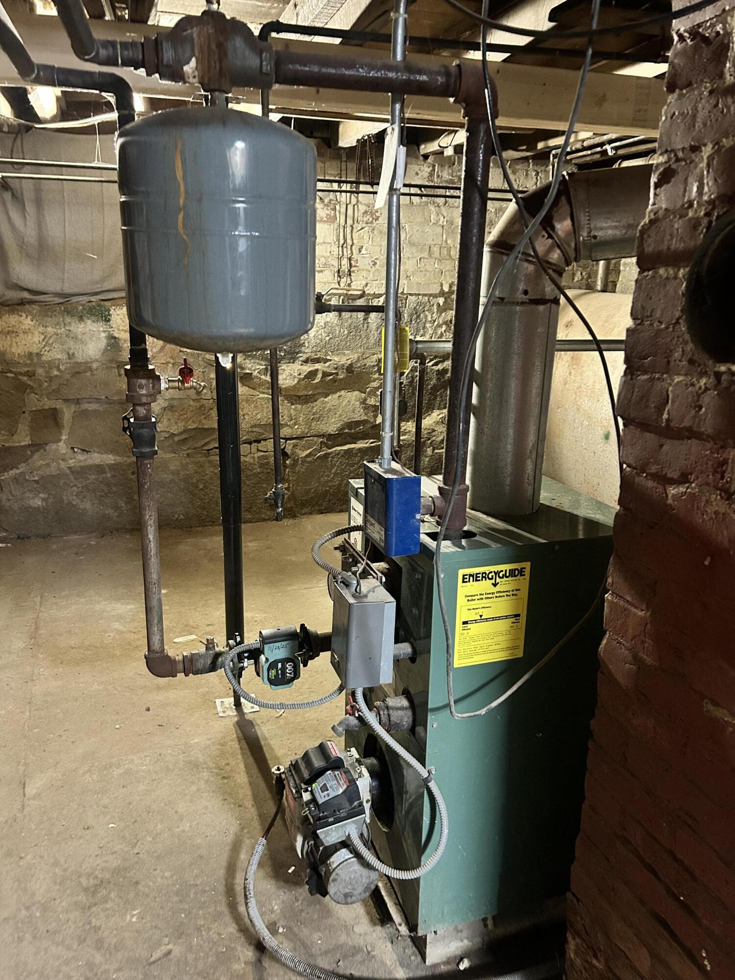 7 Washington Street Augusta ME 04330