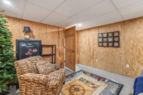 108 Hart Road Warren ME 04864