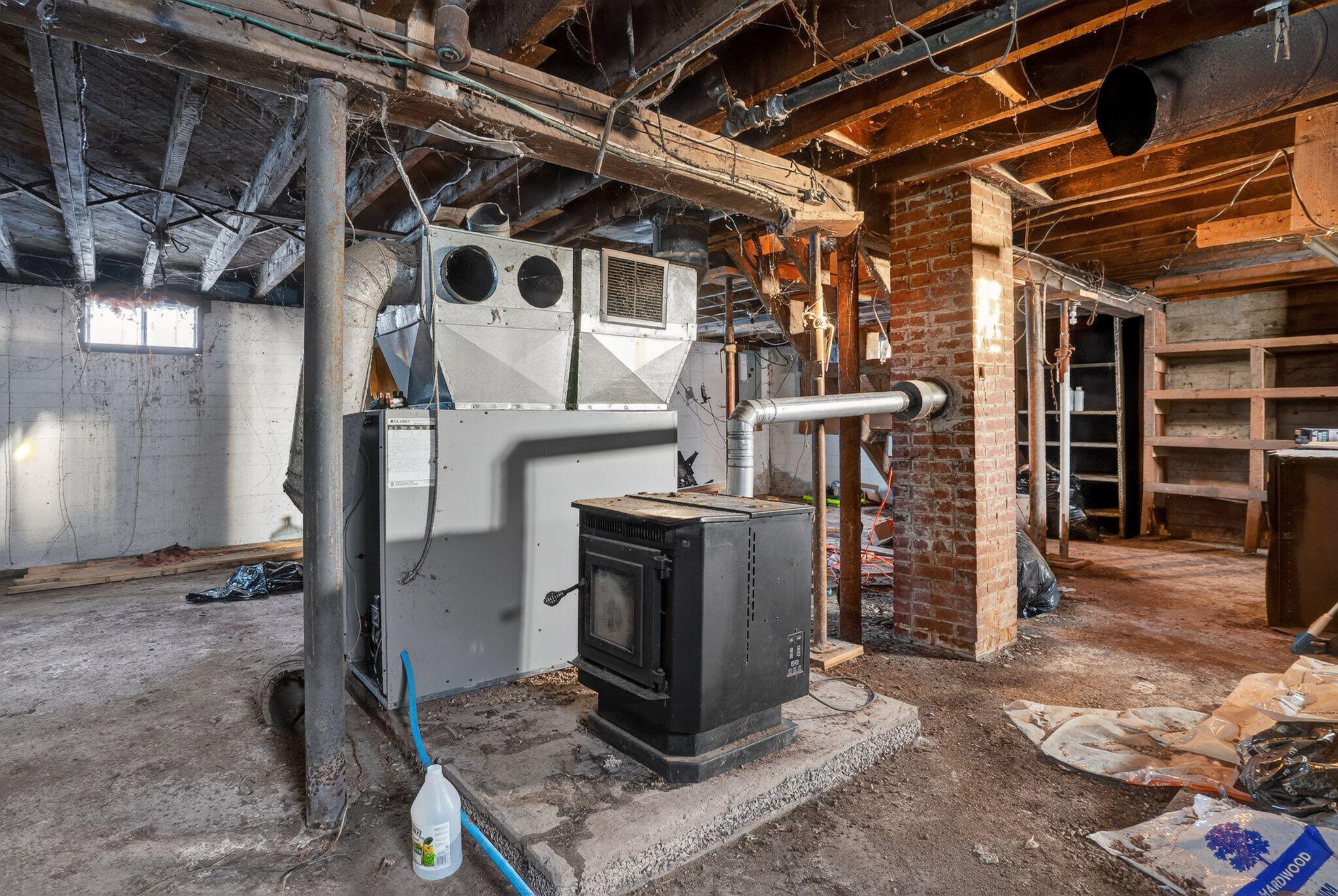 28 Hammond Street Caribou ME 04736