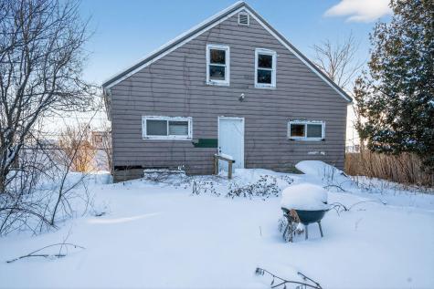 28 Hammond Street Caribou ME 04736