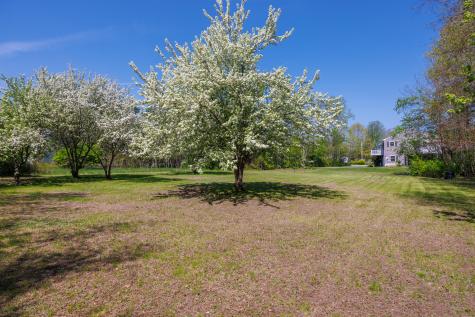 25 Fairview Drive Sanford ME 04073