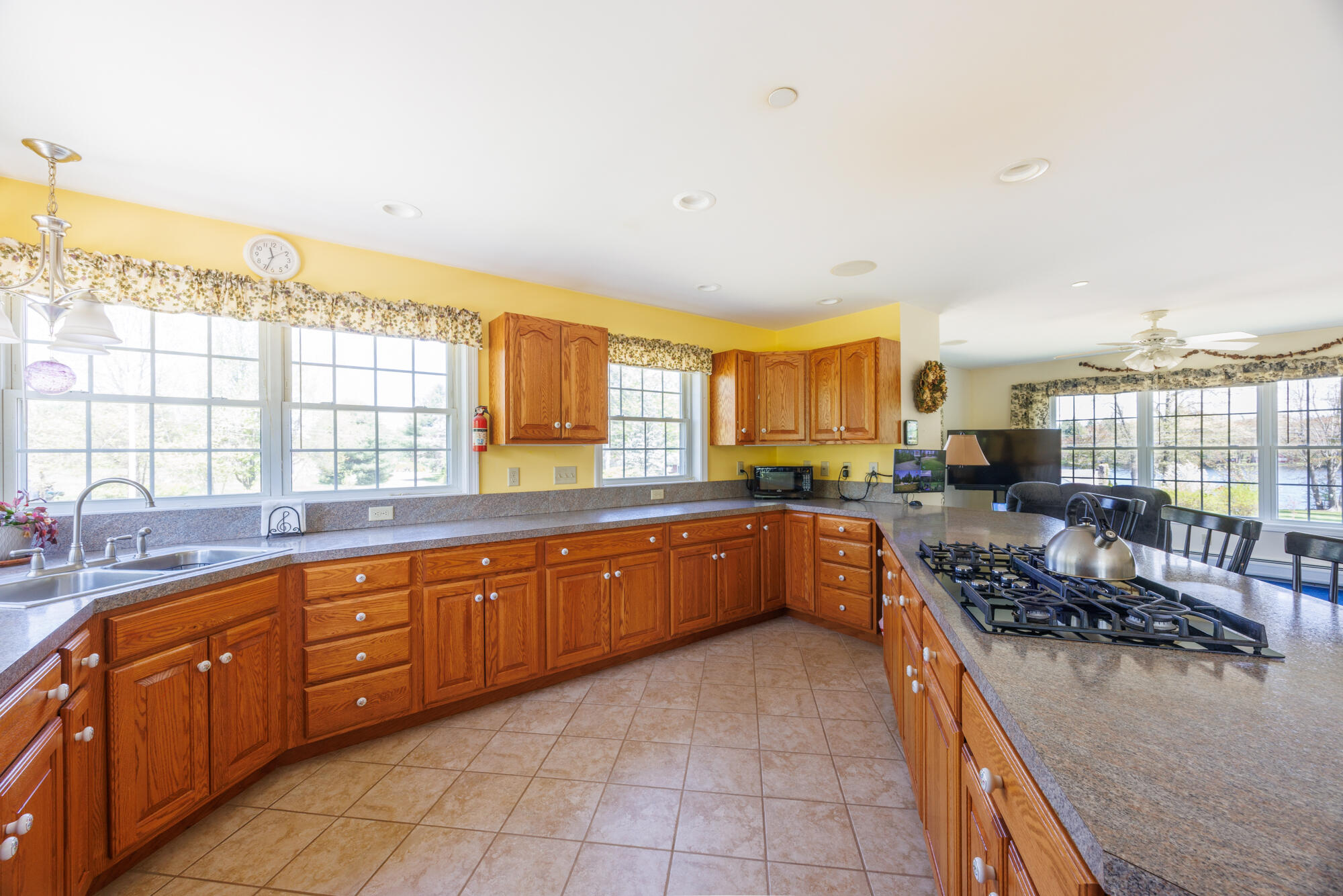 25 Fairview Drive Sanford ME 04073