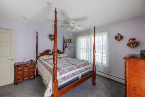 25 Fairview Drive Sanford ME 04073