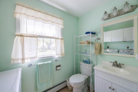 25 Fairview Drive Sanford ME 04073