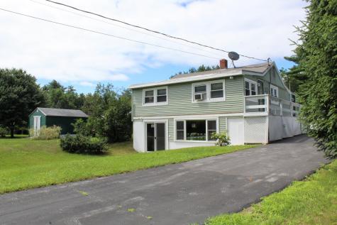16 Crockett Road Raymond ME 04071