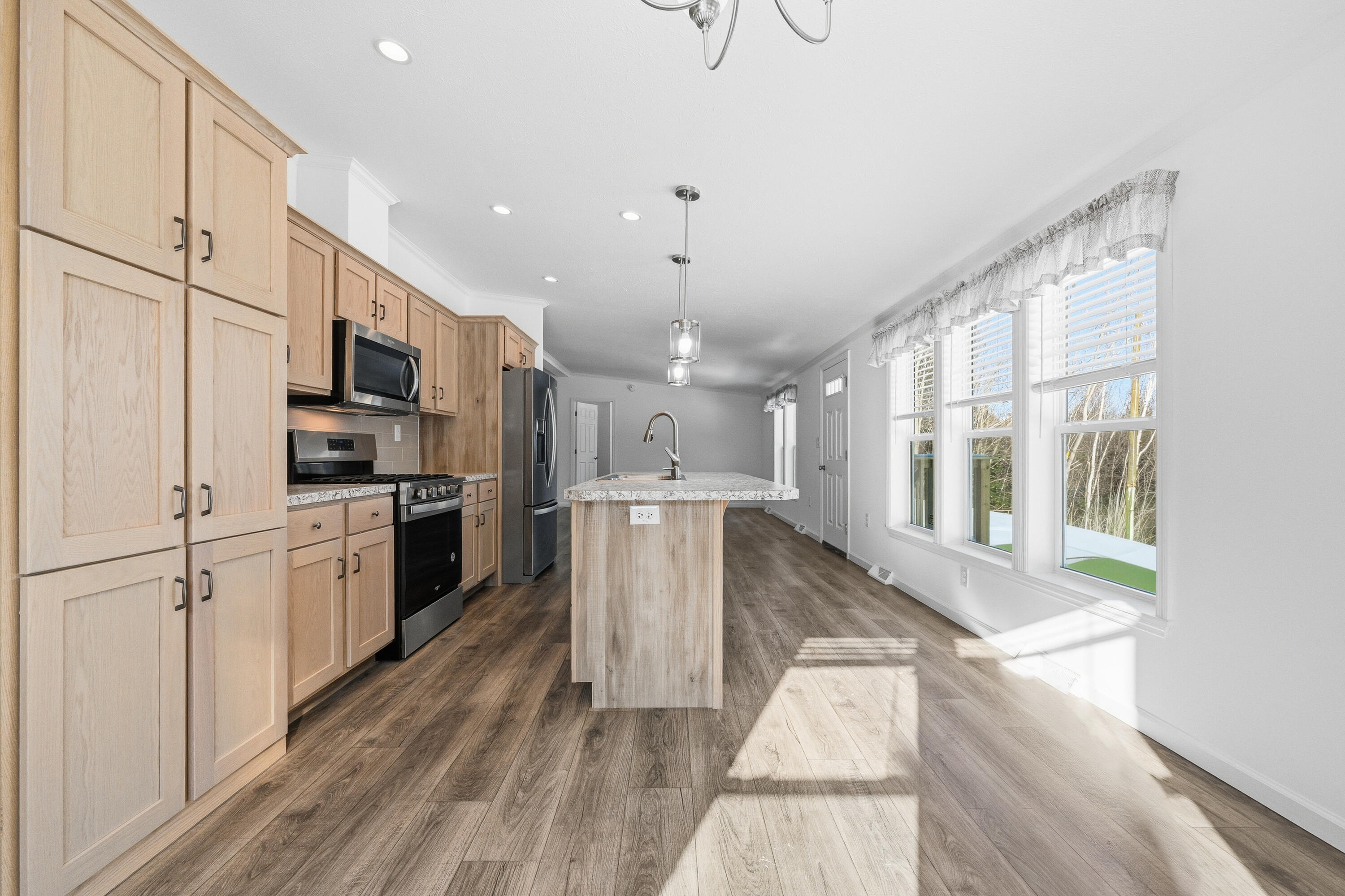 25 Lily's Way Fairfield ME 04937