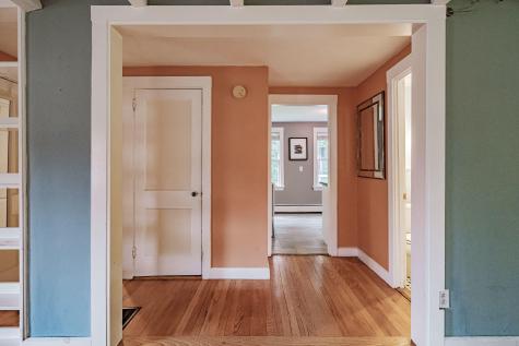 73 Middle Road Falmouth ME 04105