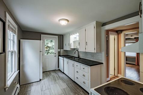 73 Middle Road Falmouth ME 04105
