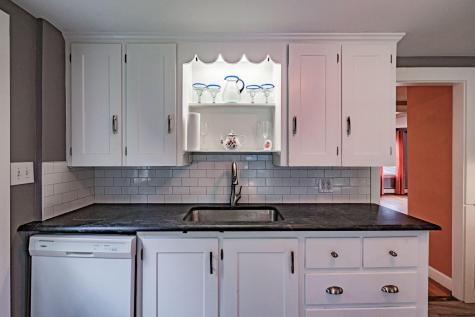 73 Middle Road Falmouth ME 04105