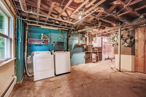 73 Middle Road Falmouth ME 04105
