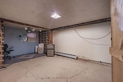 73 Middle Road Falmouth ME 04105