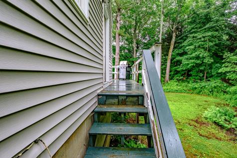 73 Middle Road Falmouth ME 04105