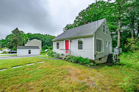 73 Middle Road Falmouth ME 04105