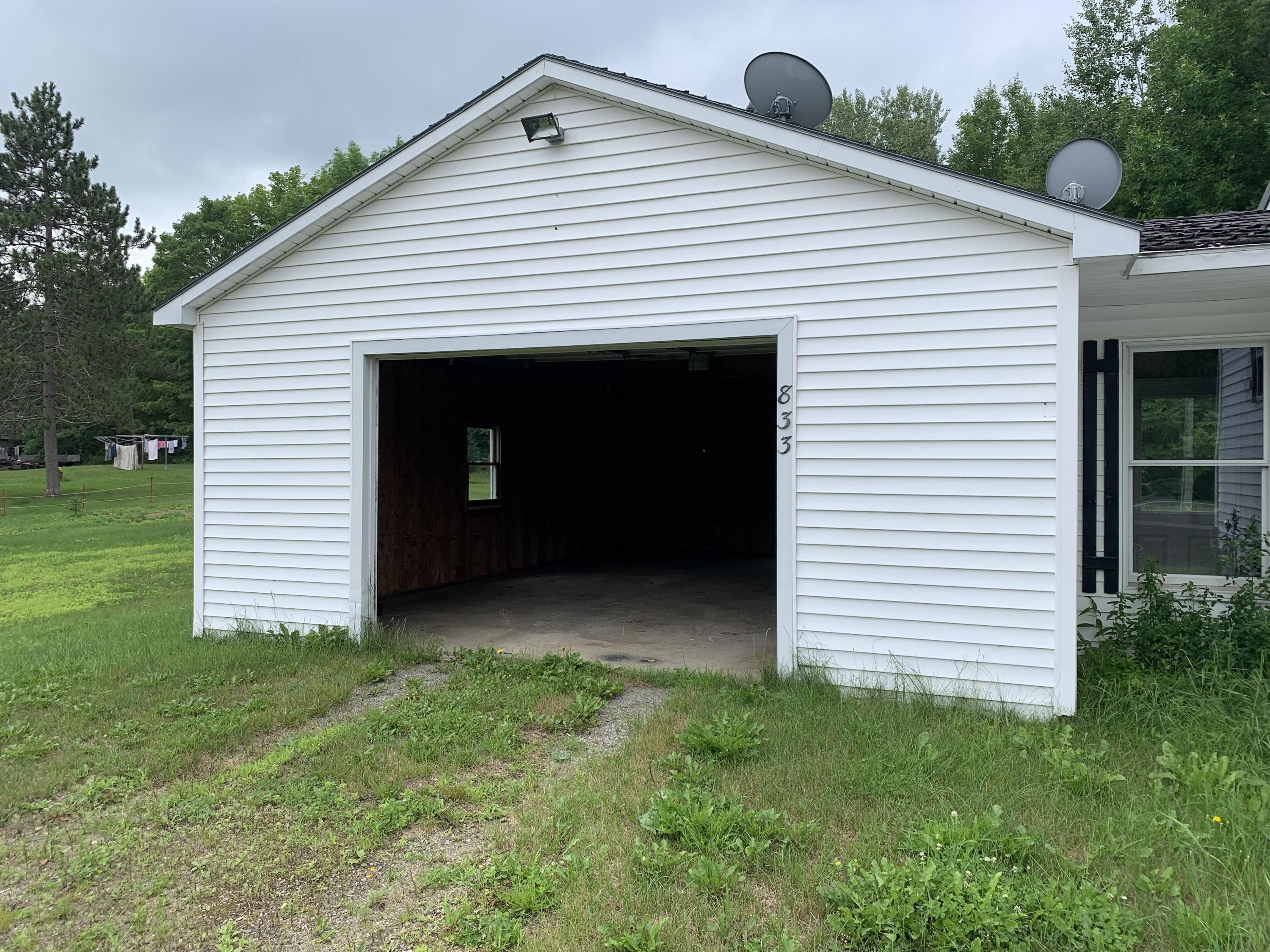 833 E Benton Road Benton ME 04901