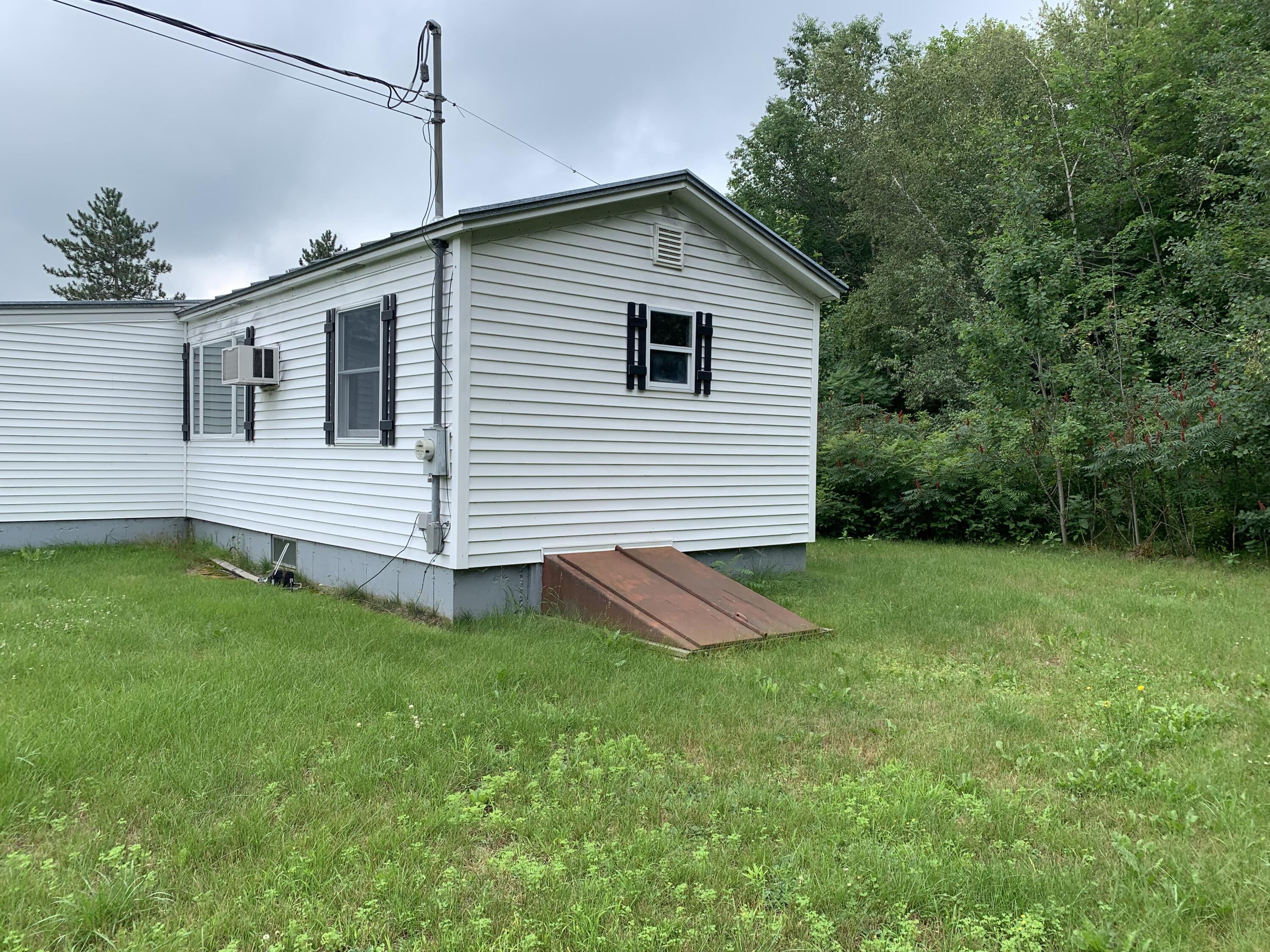 833 E Benton Road Benton ME 04901
