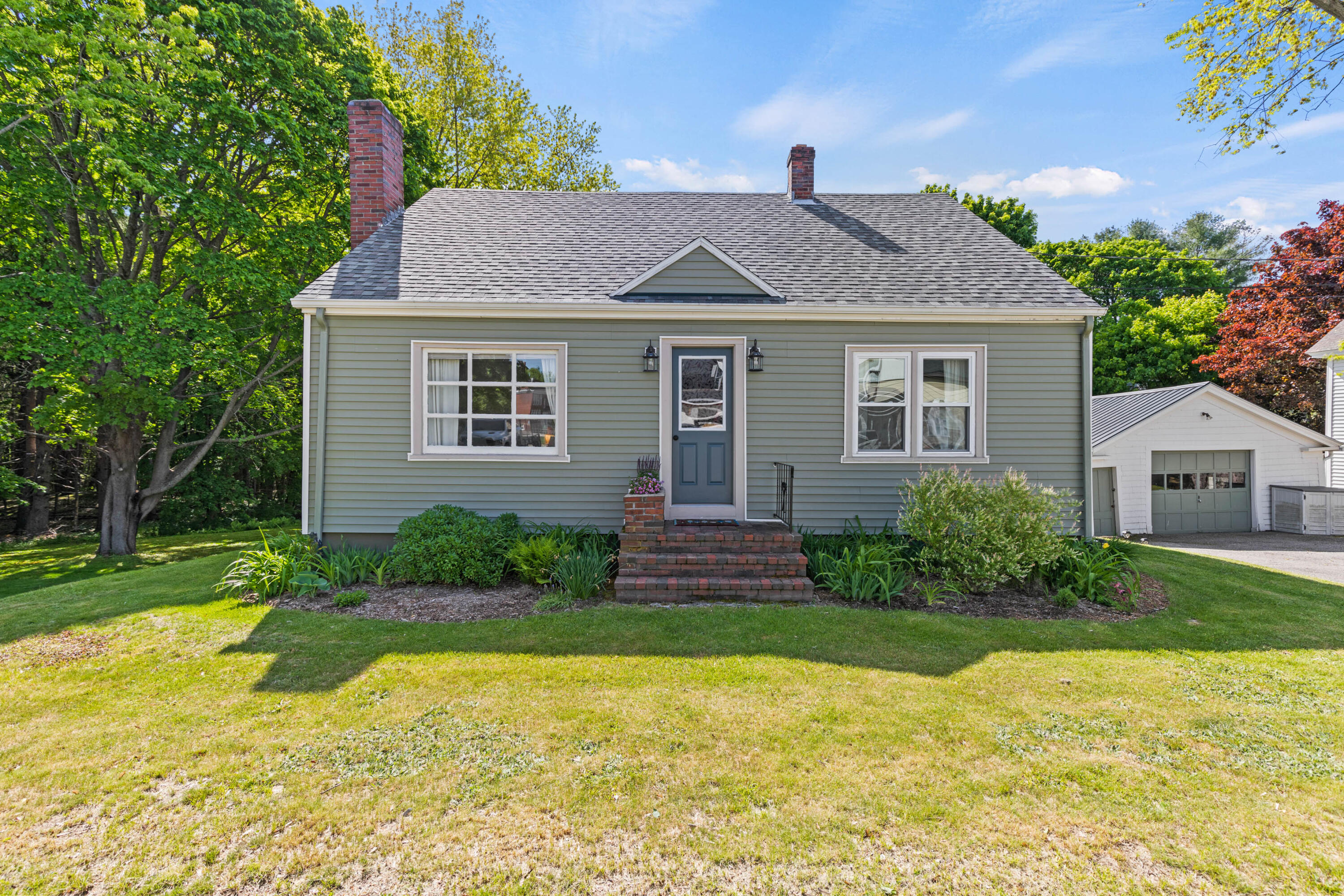 13 Boone Avenue Auburn ME 04210
