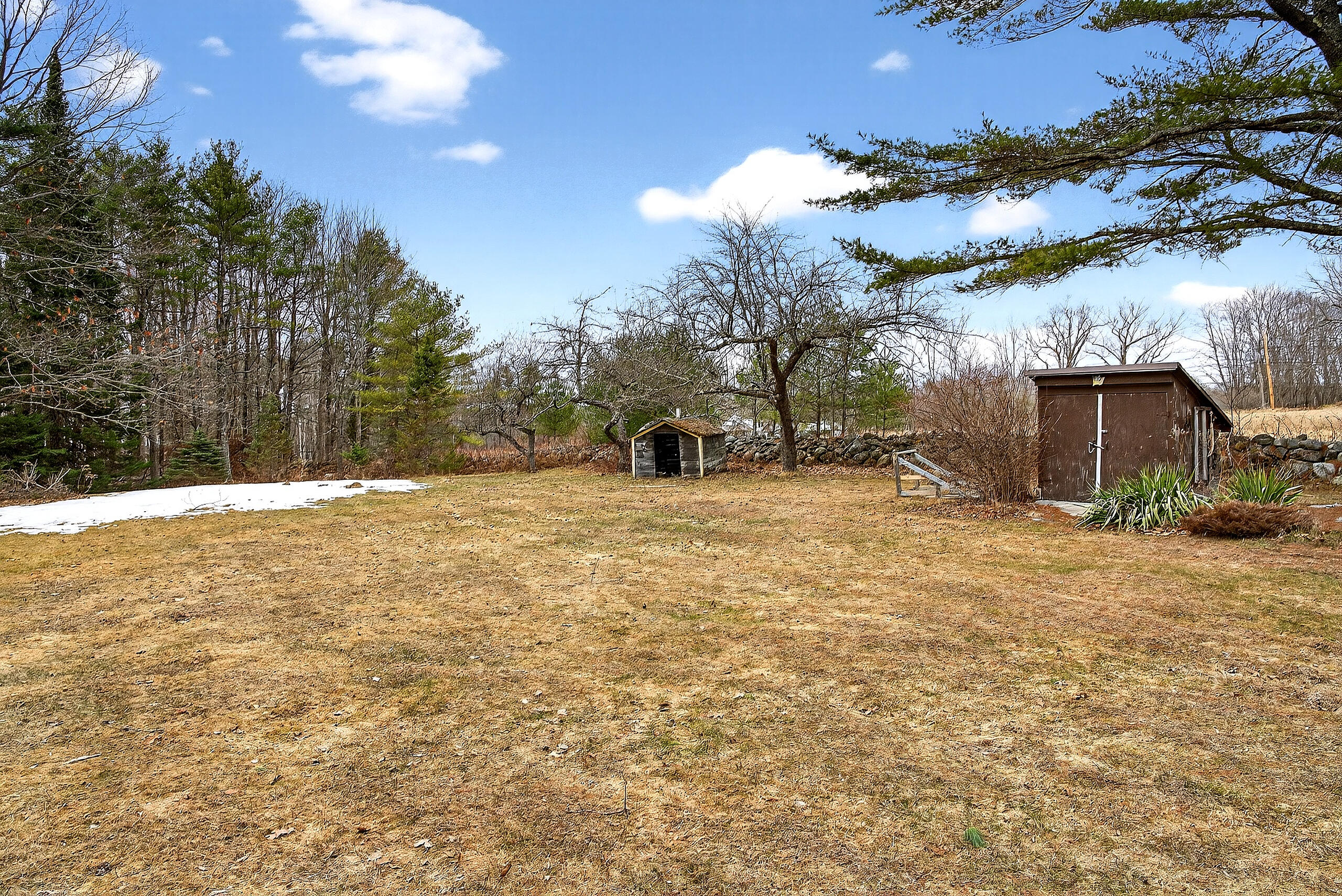 548 North Road Mount Vernon ME 04352