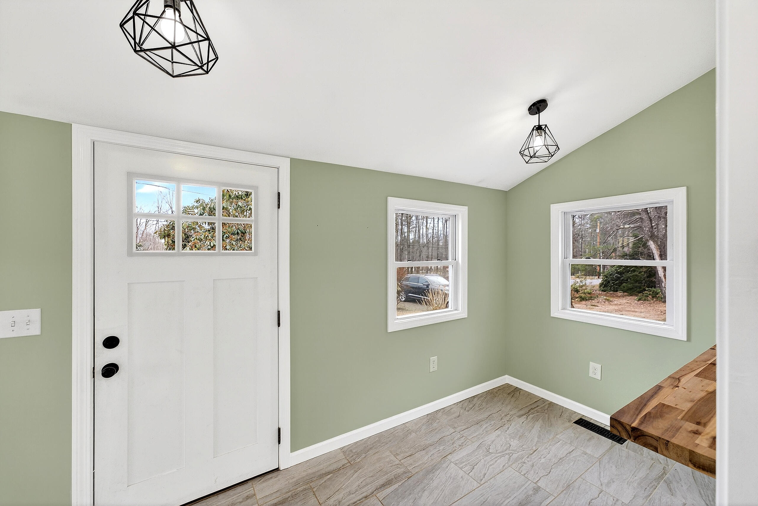 548 North Road Mount Vernon ME 04352